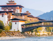 Customizes the tours according to the customers needs & requirement